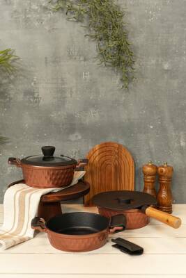 Diamond 5 Parça Yanmaz Yapışmaz Rose Midi Set